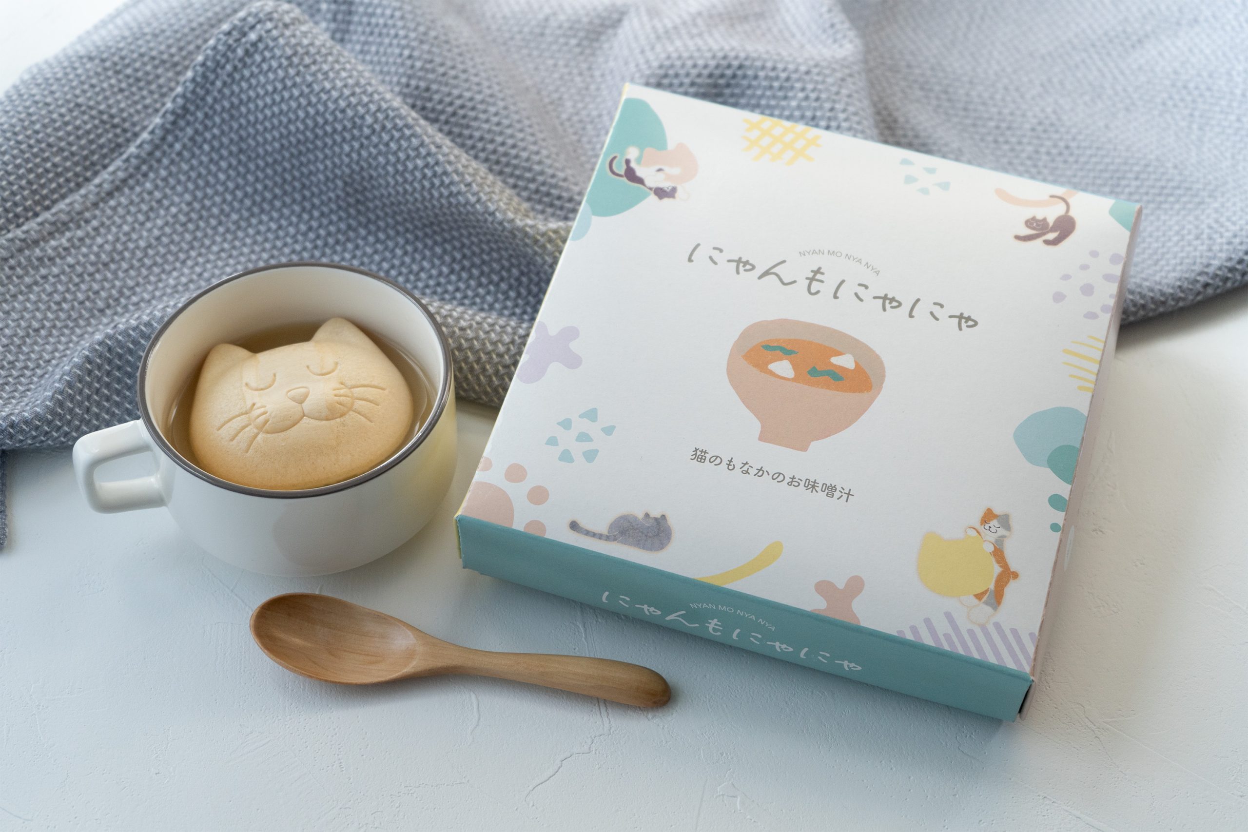 にゃんもにゃにゃ 猫のもなかのお味噌汁